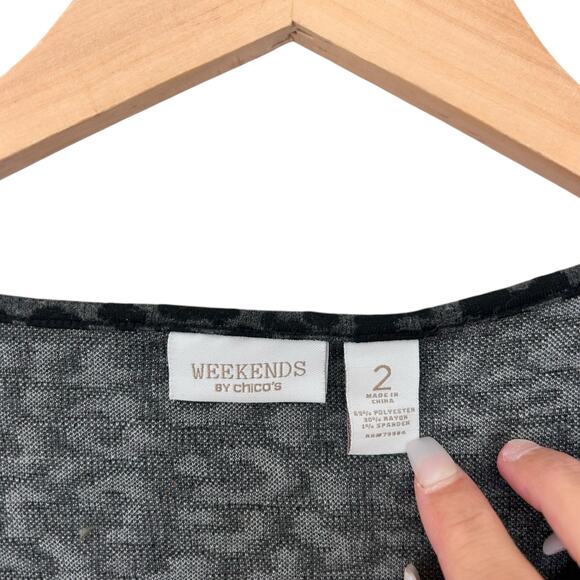 Weekends by Chicos Gray Black Leopard Print 3/4 Sleeve Shirt Sz L - Picture 2 of 3